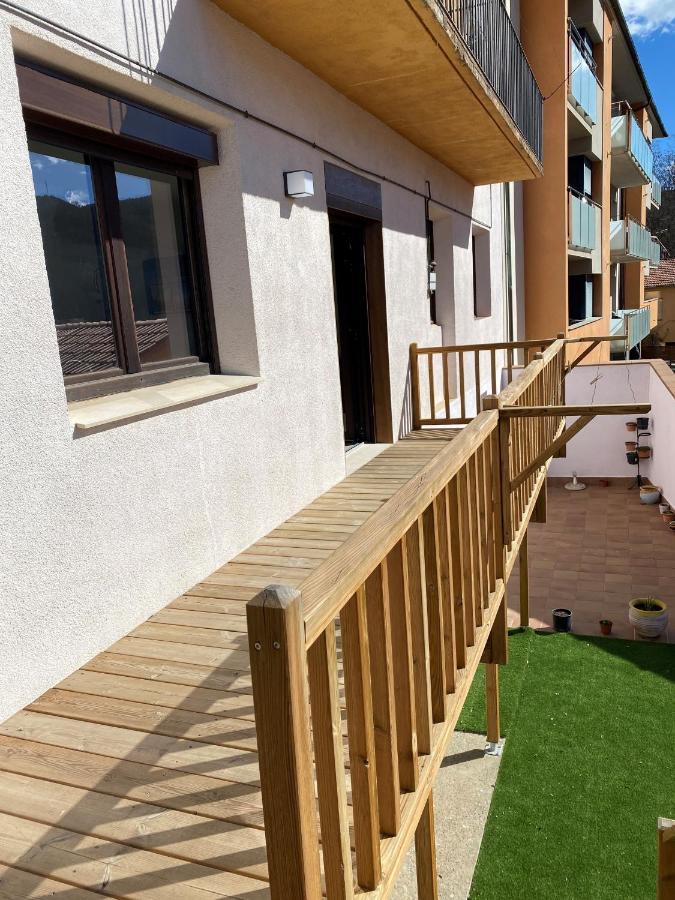 Apartamento Acogedor Сан-Жоан-де-лес-Абадессес Экстерьер фото
