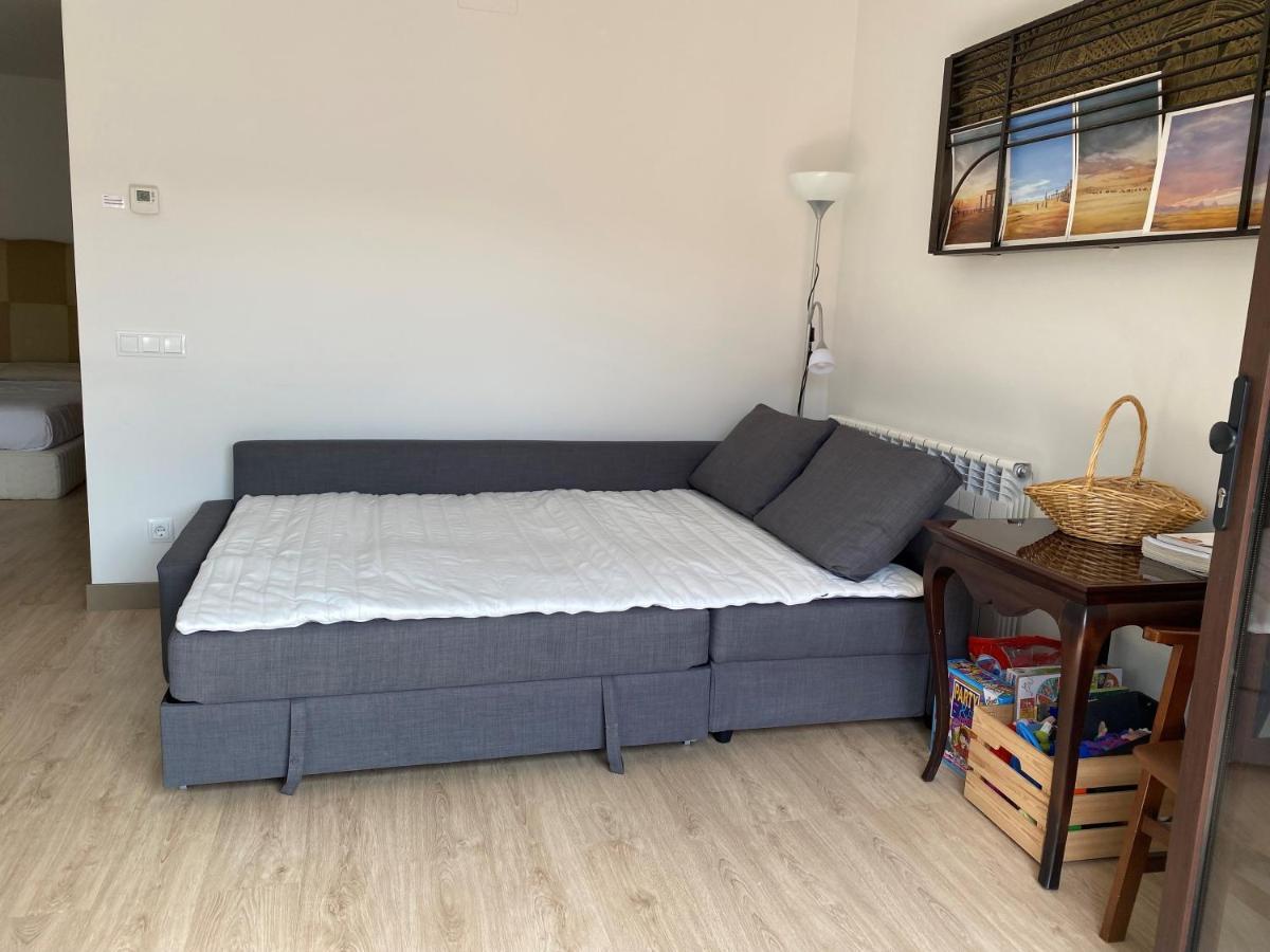 Apartamento Acogedor Сан-Жоан-де-лес-Абадессес Экстерьер фото